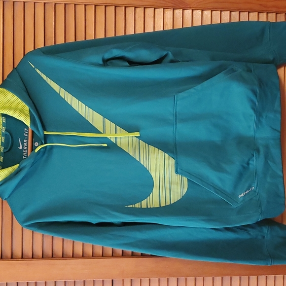 Nike Hoodie - Picture 1 of 3